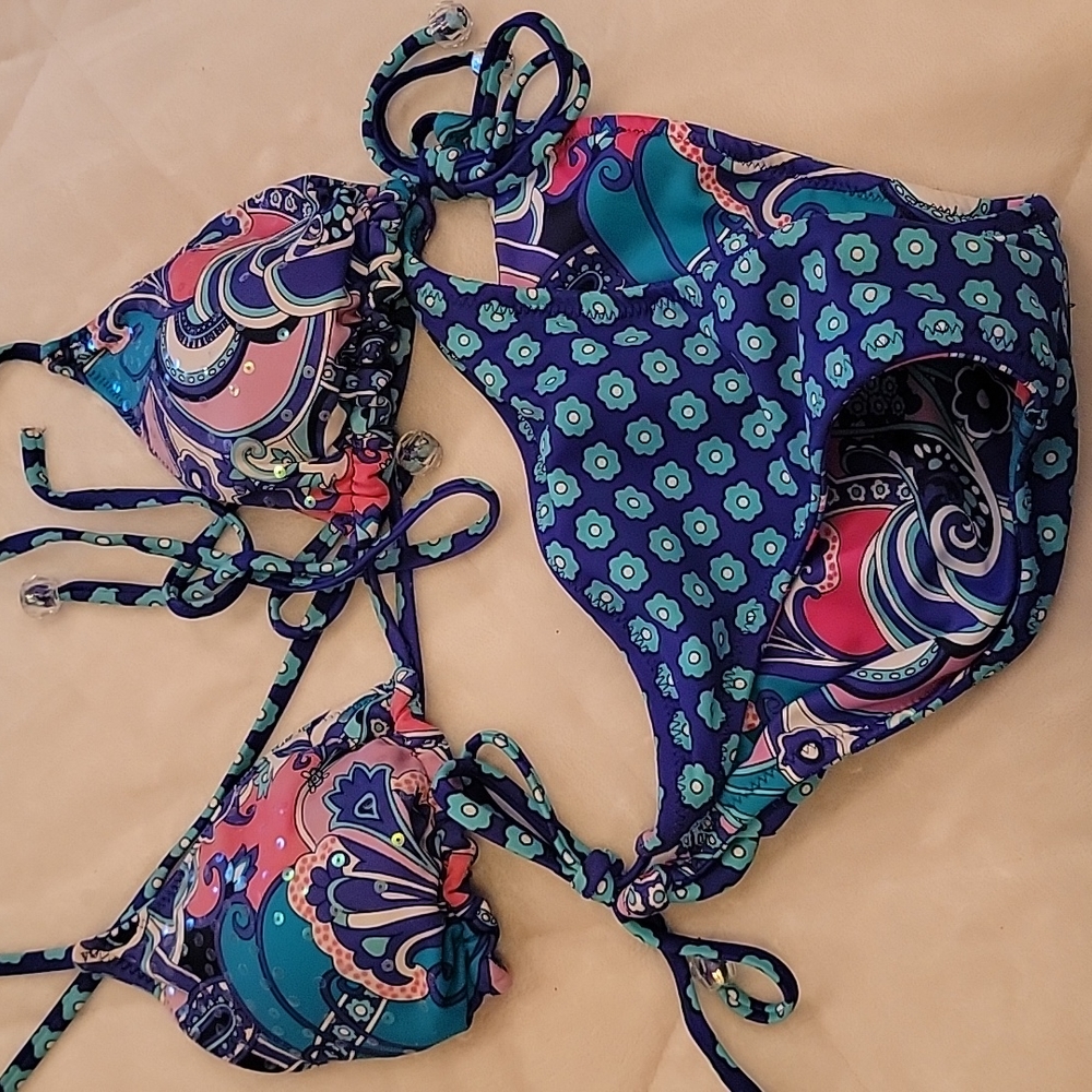 Reversible bikini - Picture 3 of 4